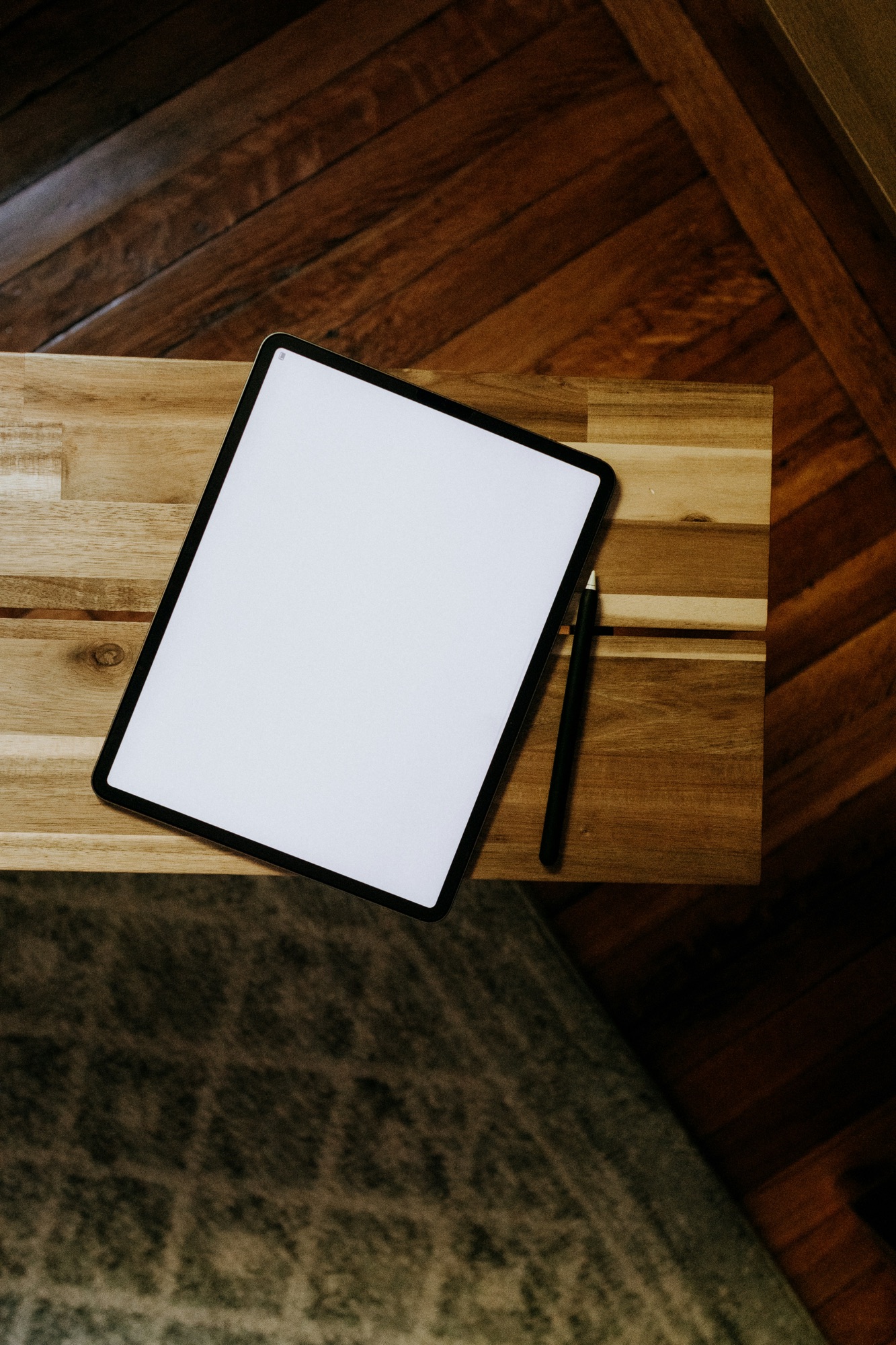 Should There Be a 15-Inch iPad? Pros, Cons, and Use Cases
